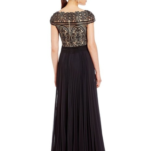 Aidan Mattox Black Beaded Long Gown - Picture 2 of 4